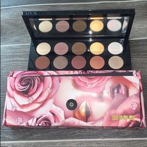 Divine rose palette to trade!